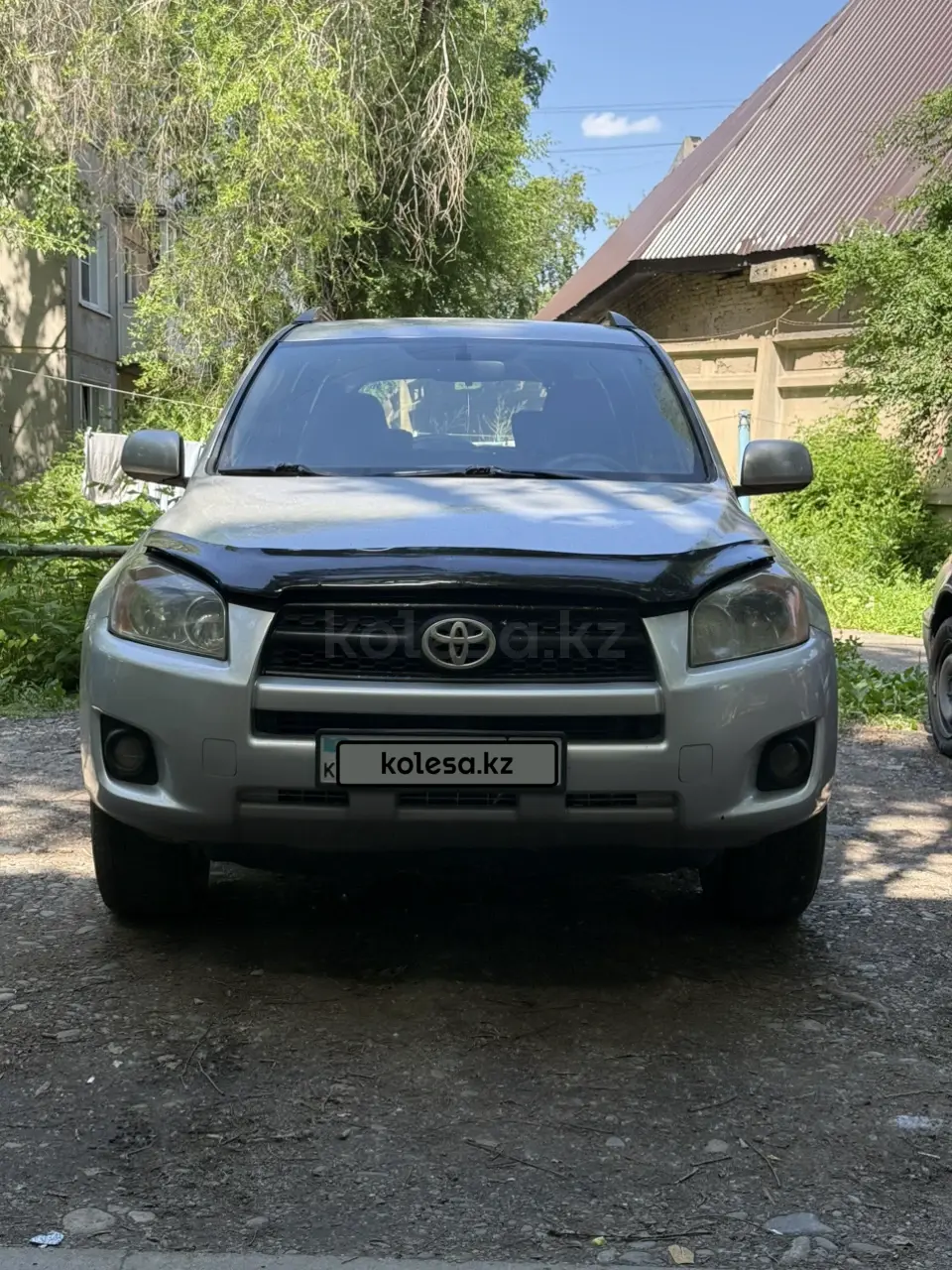 Toyota RAV4, 2010