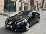 Mercedes-Benz E 200 2015 годаүшін9 990 000 тг. в Семей – фото 4