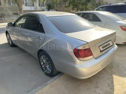 Toyota Camry 2005 года за 4 500 000 тг. в Актау – фото 4