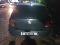 Volkswagen Golf 2002 годаүшін2 800 000 тг. в Астана