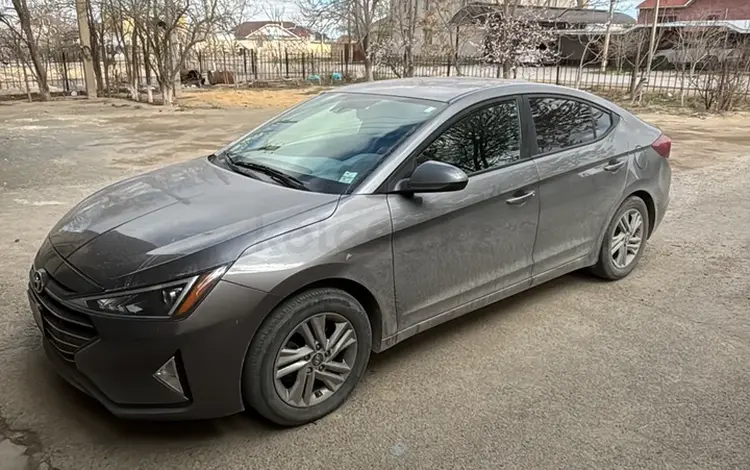 Hyundai Elantra 2019 года за 6 000 000 тг. в Актау