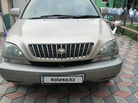 Toyota Harrier 1998 года за 4 500 000 тг. в Алматы