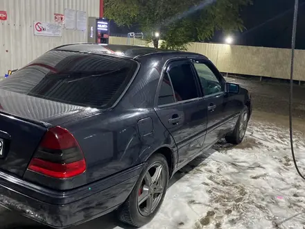 Mercedes-Benz C 280 1997 года за 2 200 000 тг. в Караганда – фото 4