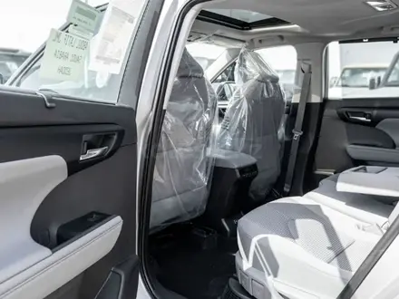 Toyota Highlander Prestige 2025 года за 23 250 000 тг. в Семей – фото 22