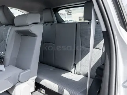 Toyota Highlander Prestige 2025 года за 23 250 000 тг. в Семей – фото 25