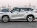 Toyota Highlander Prestige 2025 годаүшін23 250 000 тг. в Семей – фото 3