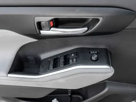 Toyota Highlander Prestige 2025 года за 23 250 000 тг. в Семей – фото 7
