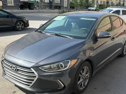 Hyundai Elantra 2016 года за 5 000 000 тг. в Актау