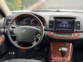Toyota Camry 2002 года за 6 300 000 тг. в Шымкент – фото 10