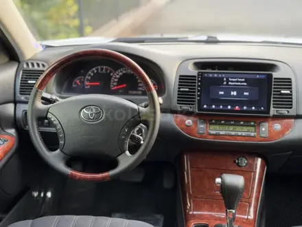Toyota Camry 2002 года за 6 300 000 тг. в Шымкент – фото 10