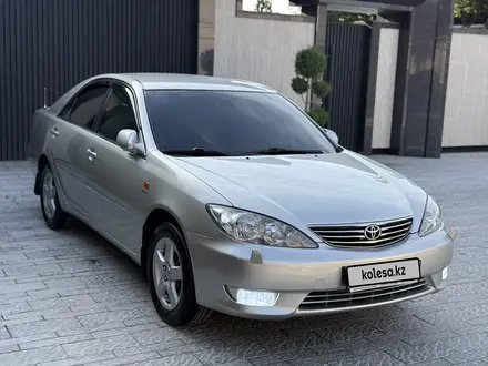 Toyota Camry 2002 года за 6 300 000 тг. в Шымкент – фото 2