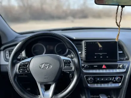 Hyundai Sonata 2019 года за 9 000 000 тг. в Балхаш – фото 11