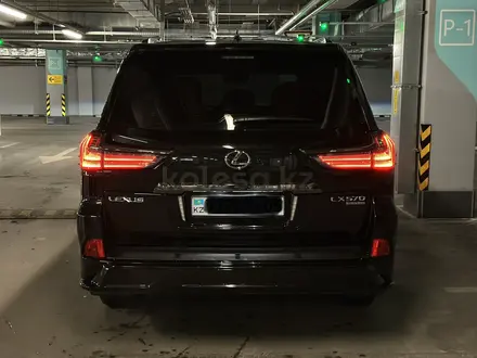 Lexus LX 570 2018 года за 57 900 000 тг. в Алматы – фото 2