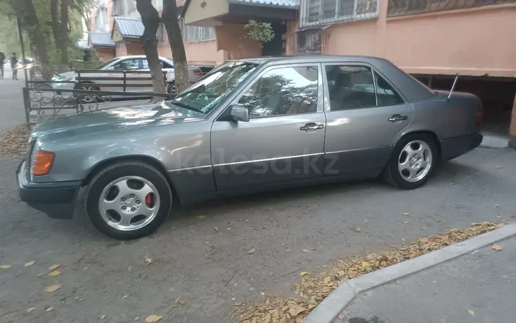 Mercedes-Benz E 230 1992 года за 2 100 000 тг. в Тараз