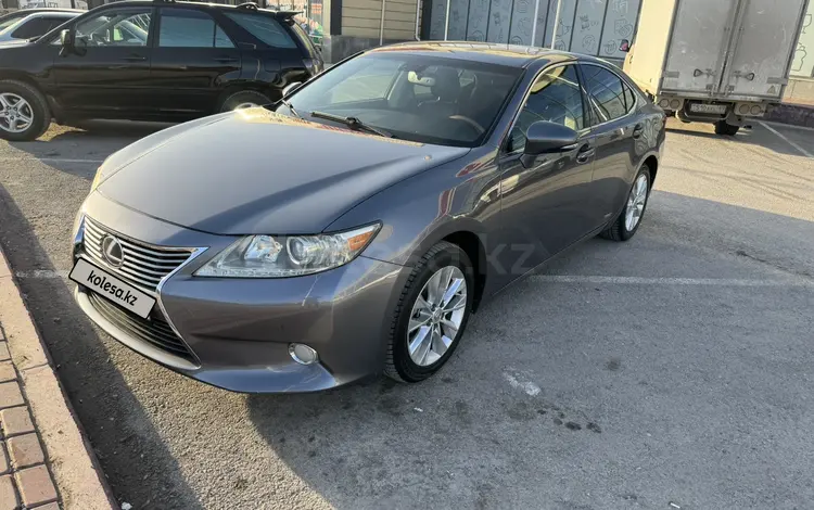 Lexus ES 300h 2013 годаүшін10 000 000 тг. в Шымкент