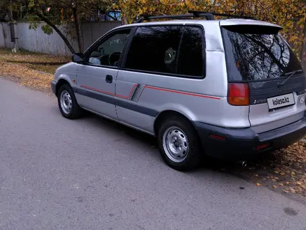 Mitsubishi Space Runner 1992 года за 1 450 000 тг. в Алматы – фото 2