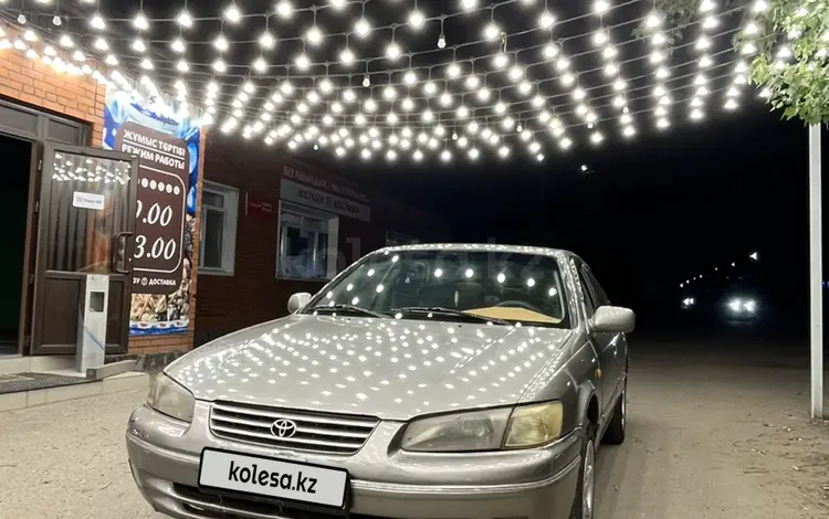 Toyota Camry 1998 года за 2 800 000 тг. в Павлодар