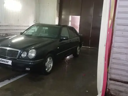 Mercedes-Benz E 230 1996 года за 2 700 000 тг. в Кызылорда