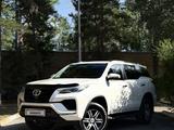 Toyota Fortuner 2022 года за 18 300 000 тг. в Караганда – фото 2