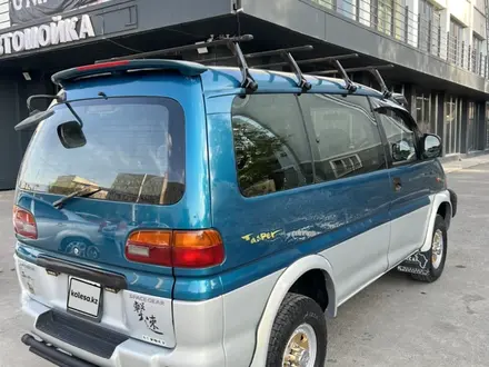 Mitsubishi Delica 1997 года за 2 950 000 тг. в Алматы – фото 2