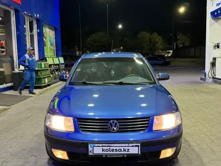Volkswagen Passat 1997 года за 2 500 000 тг. в Алматы – фото 2