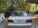 Mercedes-Benz E 430 1998 годаүшін3 900 000 тг. в Алматы – фото 2