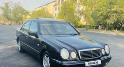 Mercedes-Benz E 230 1997 годаfor3 850 000 тг. в Тараз – фото 2