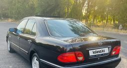 Mercedes-Benz E 230 1997 годаfor3 850 000 тг. в Тараз – фото 4