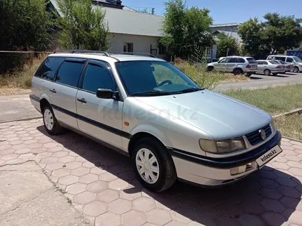 Volkswagen Passat 1994 года за 2 600 000 тг. в Шымкент – фото 2