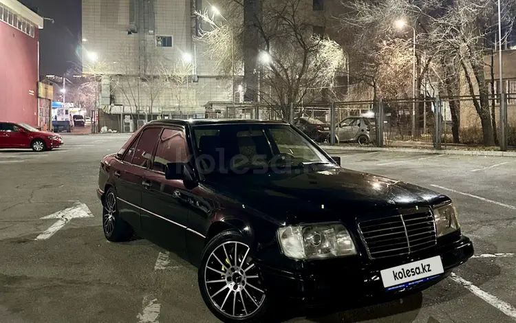 Mercedes-Benz E 220 1995 года за 1 750 000 тг. в Алматы