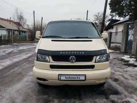 Volkswagen Caravelle 1999 года за 3 990 000 тг. в Алматы