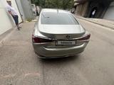 Lexus ES 250 2021 года за 24 000 000 тг. в Алматы – фото 5