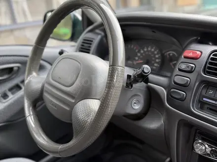 Suzuki Grand Vitara 2000 года за 4 100 000 тг. в Алматы – фото 18