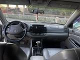 Toyota Camry 2004 года за 4 400 000 тг. в Тараз – фото 4
