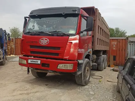 FAW  J5 CA3252/3253 2010 года за 7 500 000 тг. в Алматы