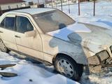 Mercedes-Benz C 220 1995 года за 10 000 тг. в Кокшетау – фото 2