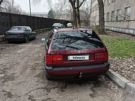 Volkswagen Passat 1994 года за 2 200 000 тг. в Алматы – фото 9