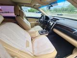 Toyota Camry 2015 года за 9 800 000 тг. в Усть-Каменогорск