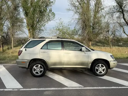 Lexus RX 300 1999 года за 4 200 000 тг. в Алматы – фото 7