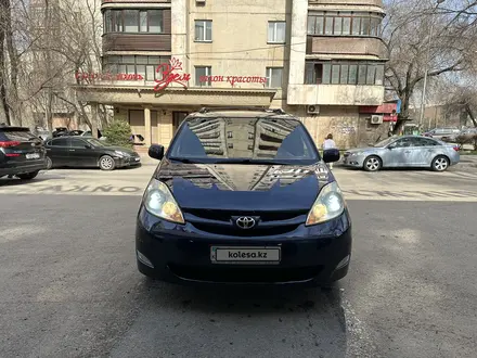 Toyota Sienna 2006 года за 9 000 000 тг. в Алматы – фото 2