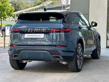 Land Rover Range Rover Evoque 2023 года за 36 500 000 тг. в Алматы – фото 6