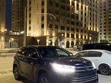 Toyota Highlander 2016 года за 11 000 000 тг. в Атырау