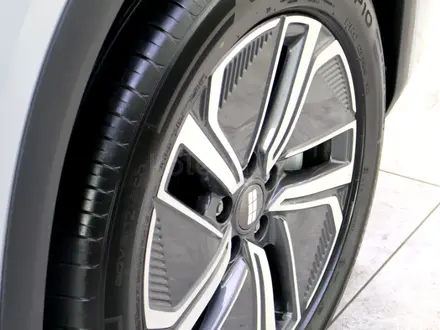 Geely Galaxy EX5 EM-i Pro 2026 года за 12 099 000 тг. в Кокшетау – фото 3