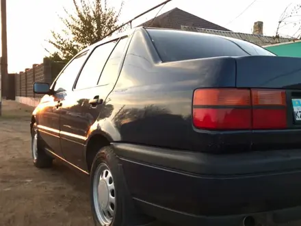 Volkswagen Vento 1992 года за 1 700 000 тг. в Тараз – фото 14