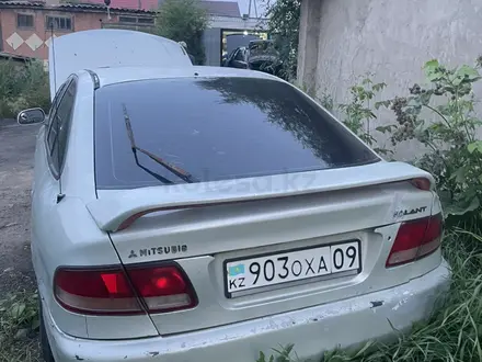 Mitsubishi Galant 1993 года за 200 000 тг. в Караганда – фото 2