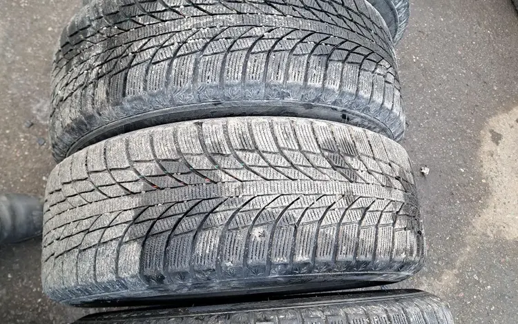 Диски ЕТ45 7, 5JJ Kumho 225/50/17 за 220 000 тг. в Алматы