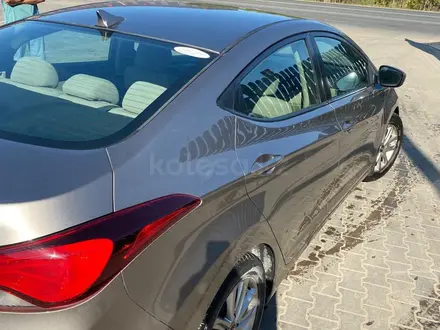 Hyundai Elantra 2015 года за 7 100 000 тг. в Уральск – фото 6