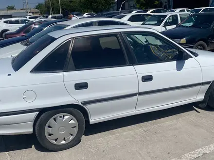 Opel Astra 1997 года за 900 000 тг. в Шымкент – фото 2