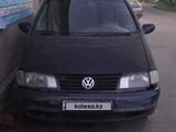 Volkswagen Sharan 1998 года за 1 700 000 тг. в Алматы