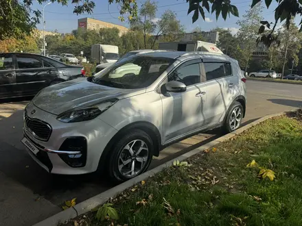 Kia Sportage 2021 года за 9 500 000 тг. в Алматы – фото 2